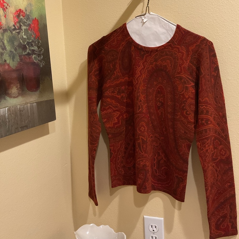100% lambs wool long sleeve